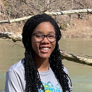 Meet your Posher, Hailey